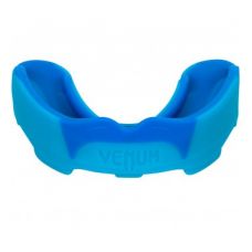 Капа VENUM PREDATOR MOUTHGUARD-CYAN/BLUE (402) Капа VENUM PREDATOR MOUTHGUARD-CYAN/BLUE (402)
